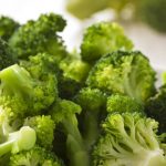 steamed-broccoli-with-olive-oil-garlic-and-lemon