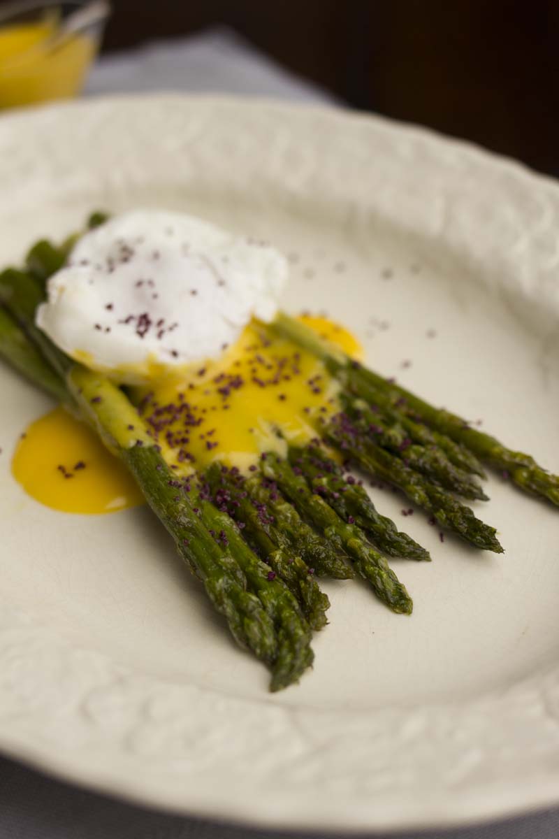 Roasted Asparagus with Poached Eggs and Hollandaise