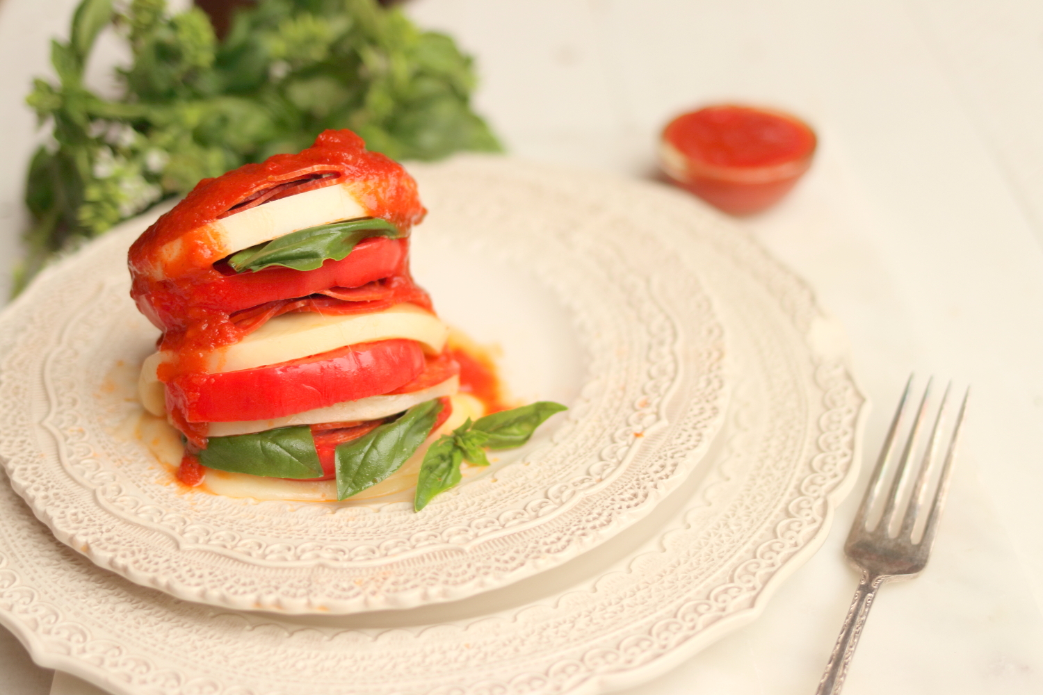Easy Pizza Caprese Salad